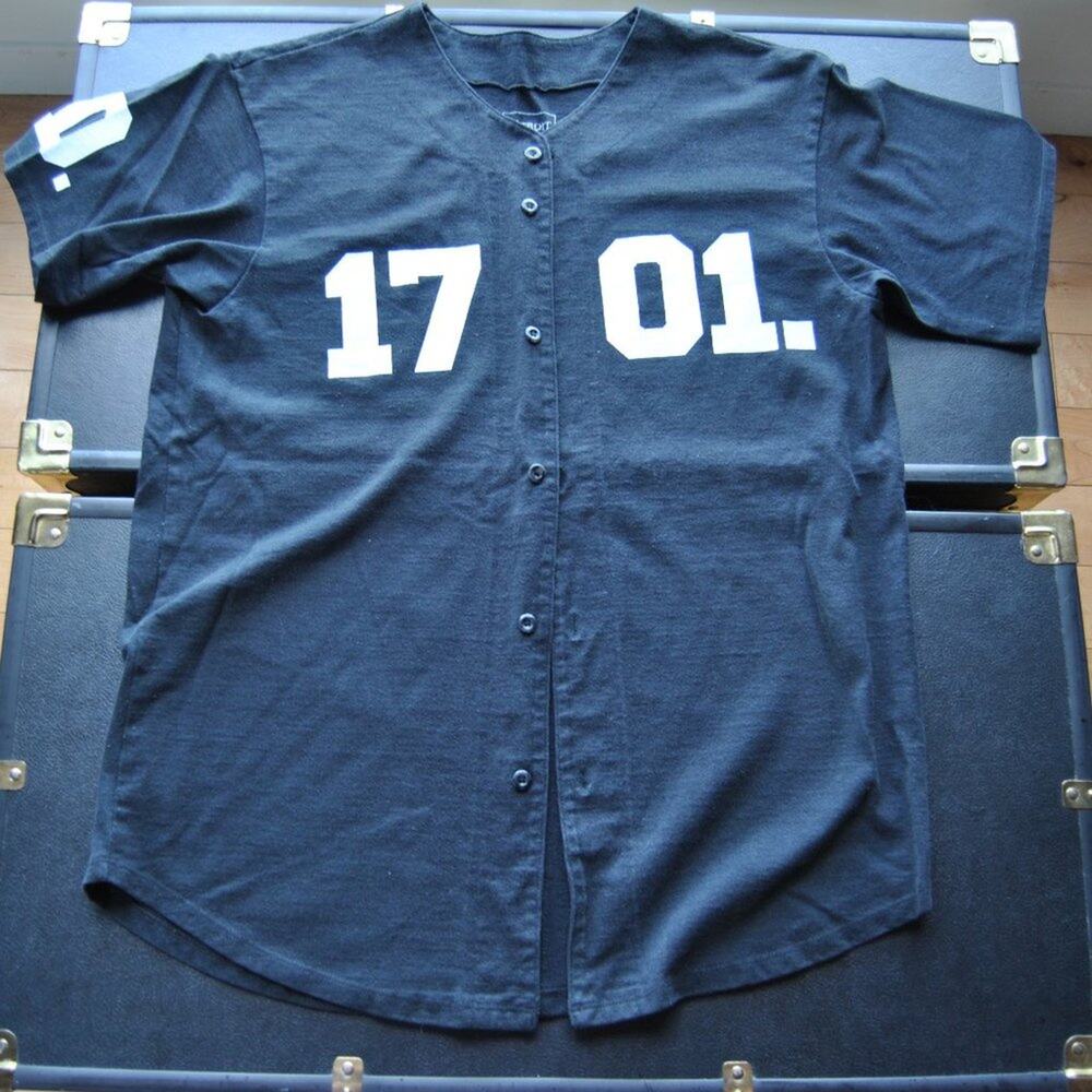 Detroit Is The New Black 1701 Black Button-down Jersey Medium